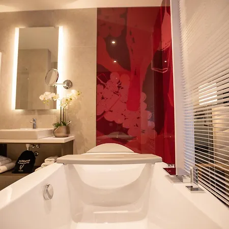 The Hunter's Kamnik 4*