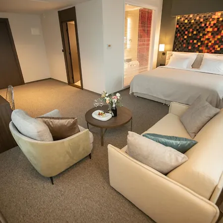 The Hunter's Kamnik 4*