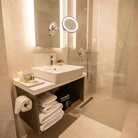 The Hunter's Kamnik Готель 4*